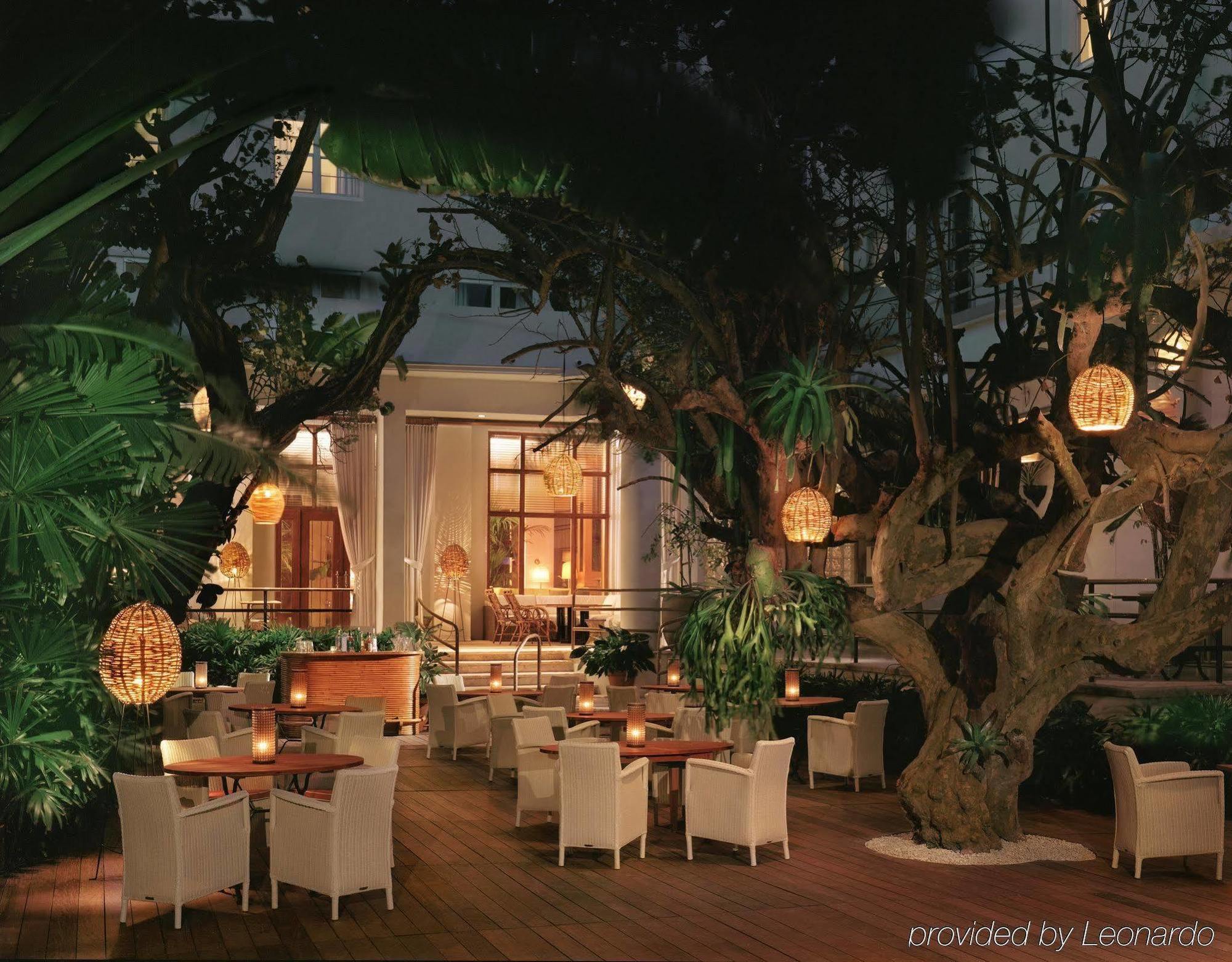 The Raleigh Hotel Miami Beach Restaurant bilde